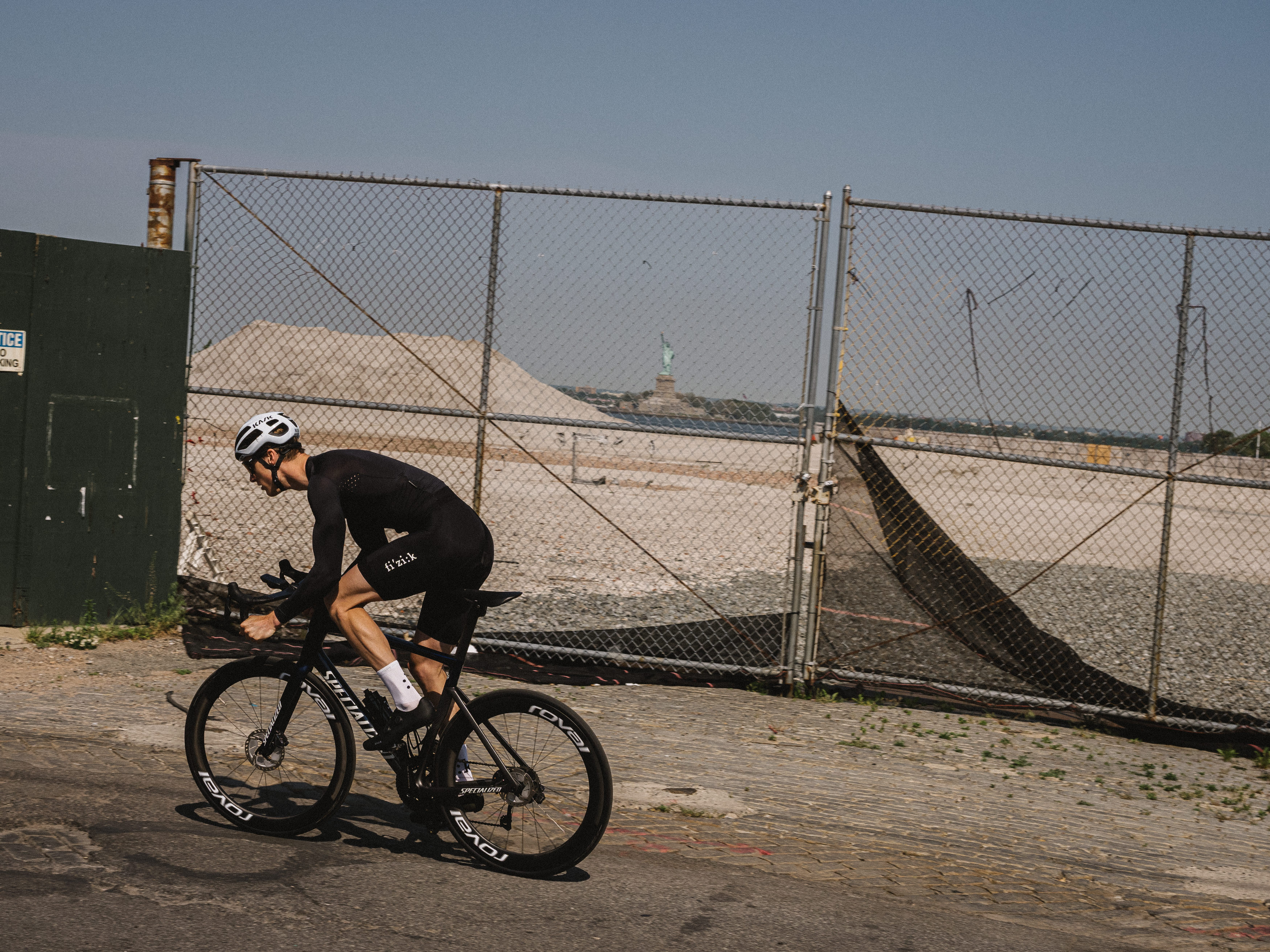 052121-FIZIK-REDHOOK-1179